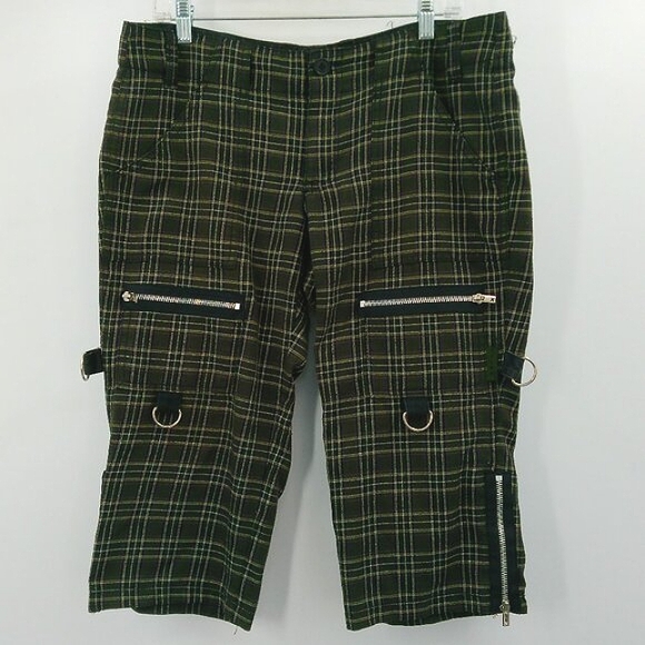 Tripp nyc Pants - VINTAGE Tripp NYC Womens 13 Green Plaid Metal Ring Punk Low Rise Shorts Capri